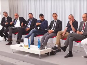 8_Conference_AM_WEB